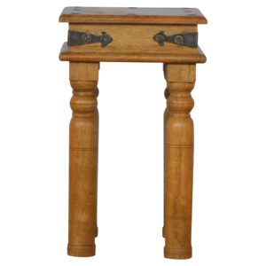 Stolik kawowy Artisan IN045 – drewno o dębowym charakterze, wykończenie dębowe
