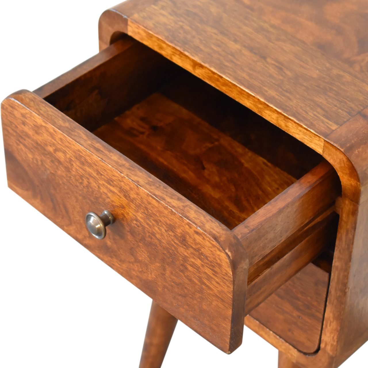 Mini szafka nocna z litego drewna mango – kasztanowa, 55 cm - obrazek 7
