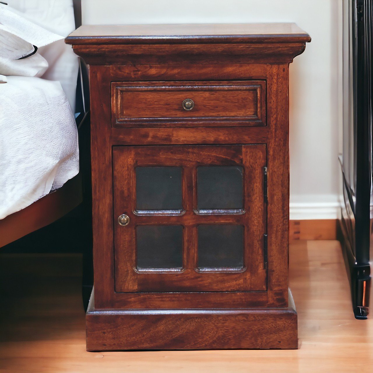 Szafka nocna z naturalnych materiałów – naturalna, 45 cm - aranzacja wnetrza