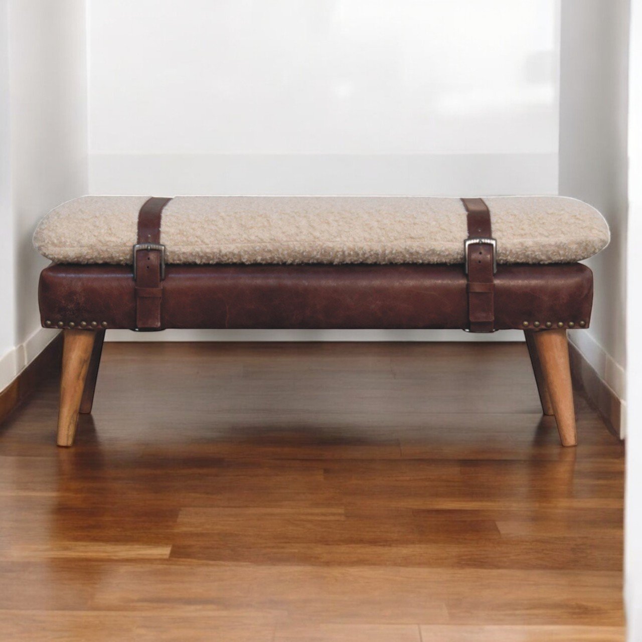 Ławka z drewna o dębowym charakterze – dębowa, 90 cm — model IN3955 - aranzacja wnetrza